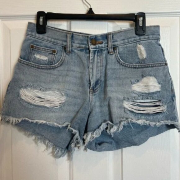 NWOT Billabong Distressed Jean Shorts - Picture 1 of 5